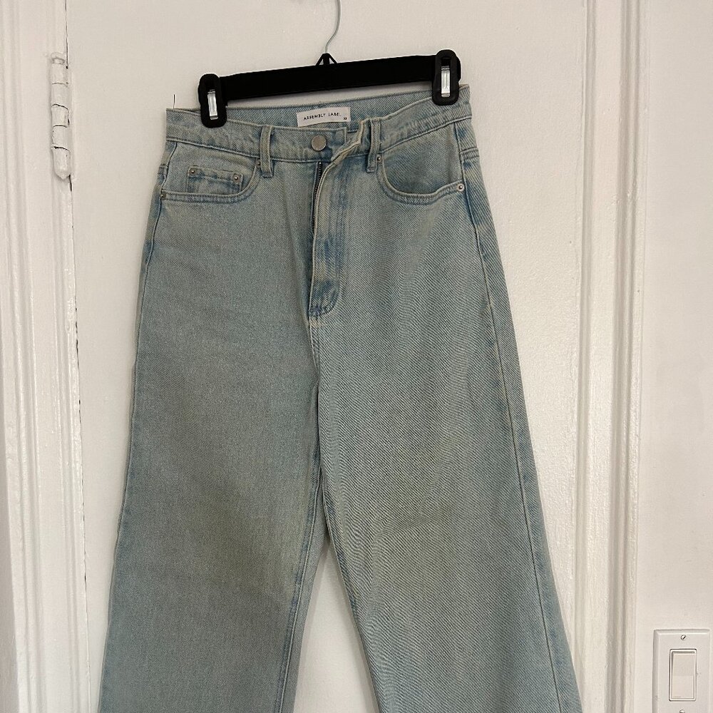 Assembly Label Faded/Light Wash Jeans